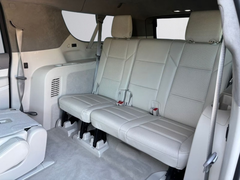 Cadillac Escalade ESV Sport Platinum 6.2 V8 - foto 24