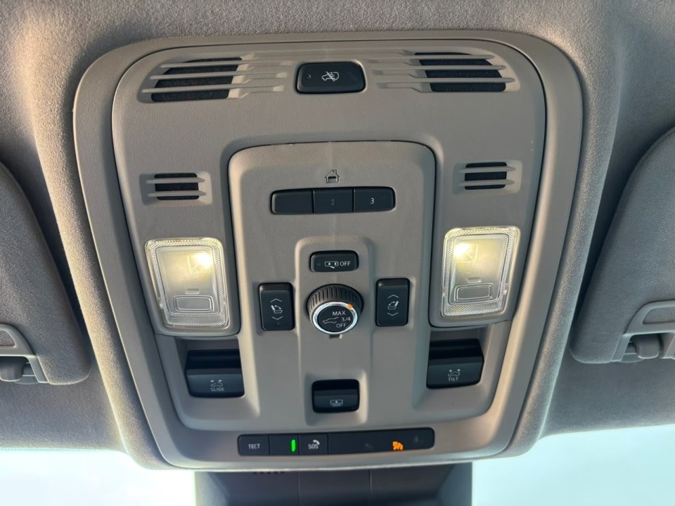 Cadillac Escalade ESV Sport Platinum 6.2 V8 - foto 22