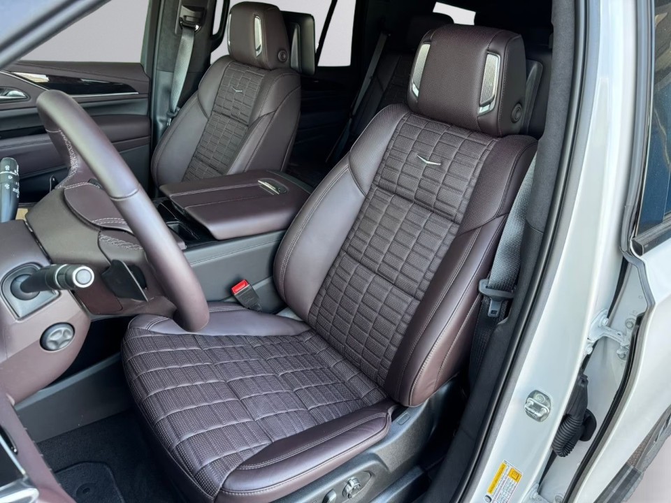 CADILLAC Escalade 2025 — imagine 16