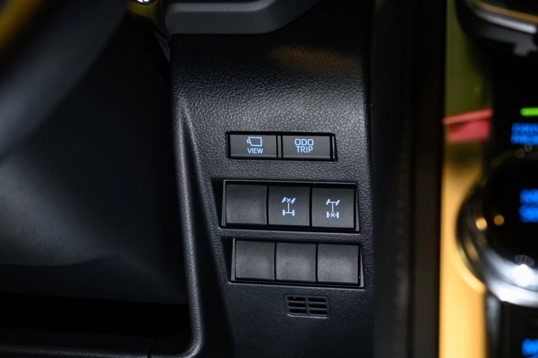 Toyota Land Cruiser LC300 - foto 20