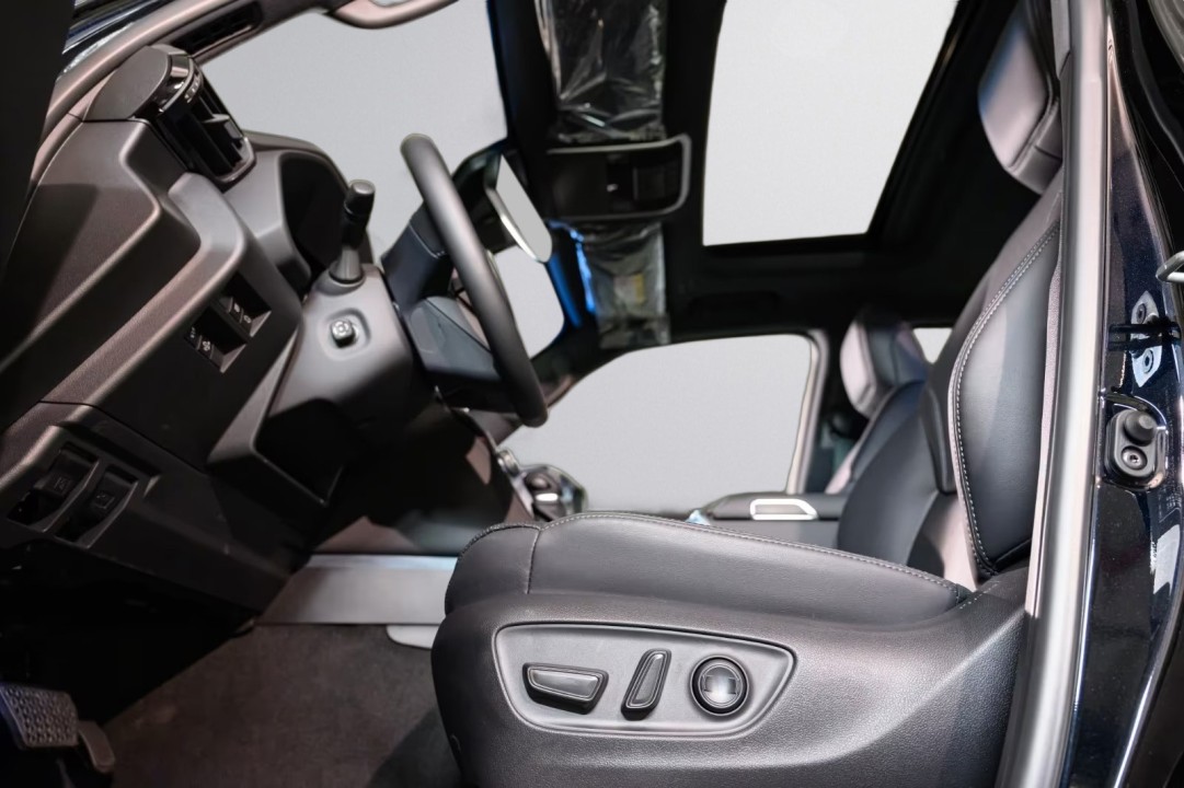 TOYOTA Land Cruiser 0 — imagine 20