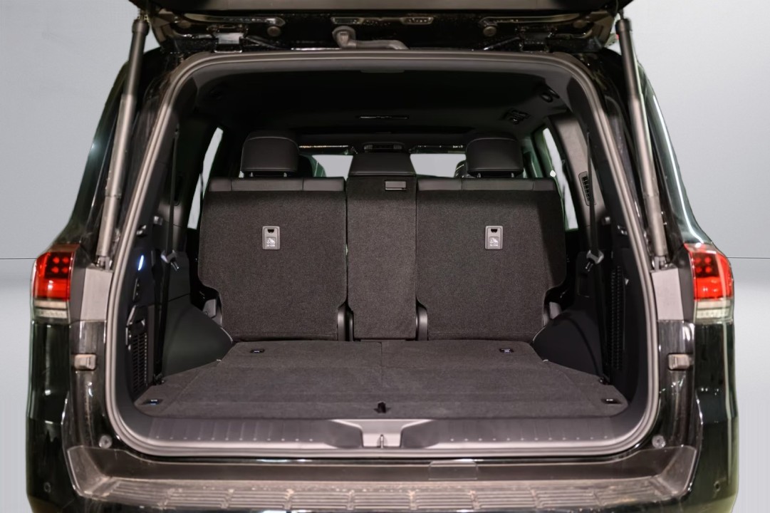 Toyota Land Cruiser LC300 - foto 34
