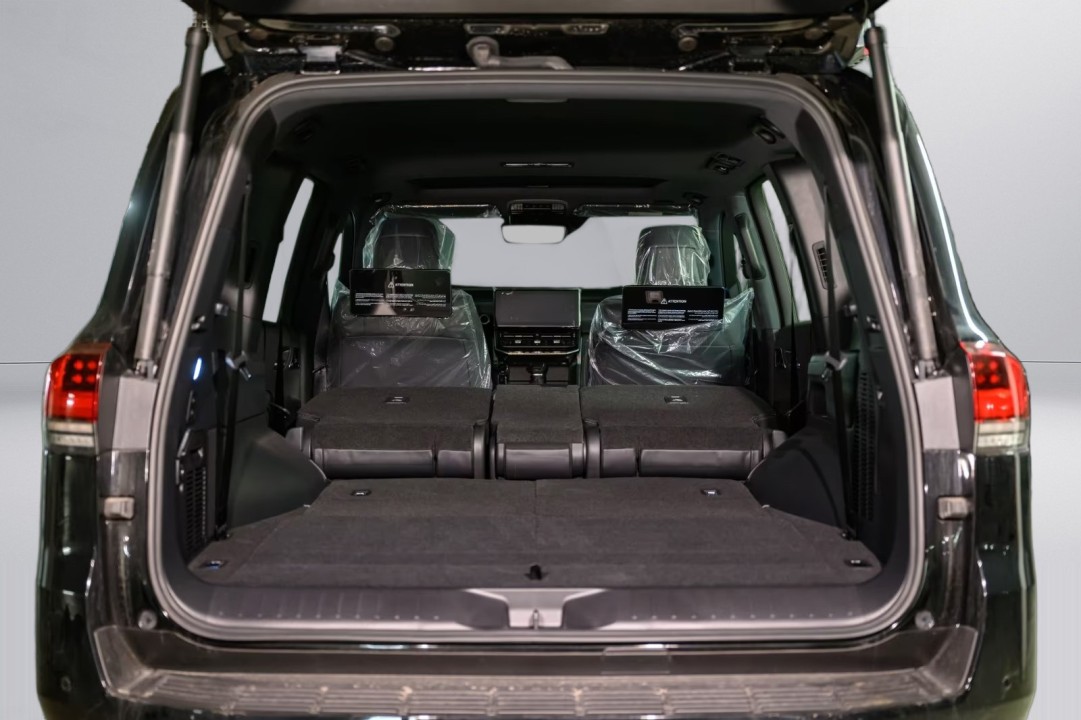 Toyota Land Cruiser LC300 - foto 35