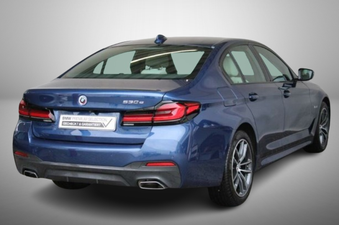 BMW Seria 5 530e M-Sport (3)