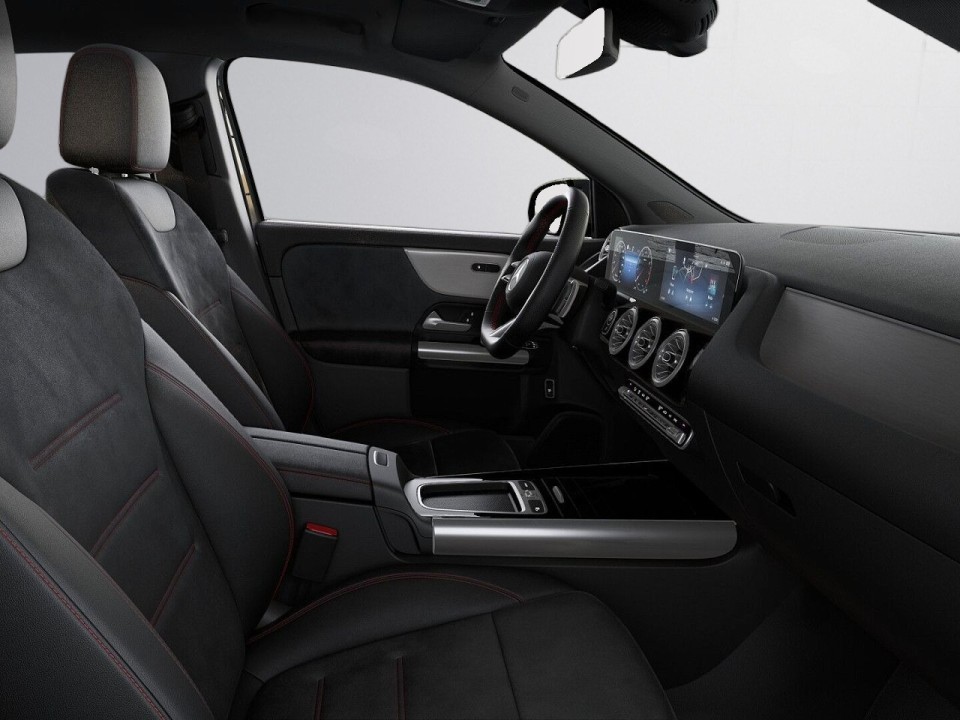 MERCEDES-BENZ GLA 2024 — imagine 16