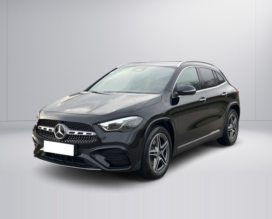 MERCEDES-BENZ GLA 2024