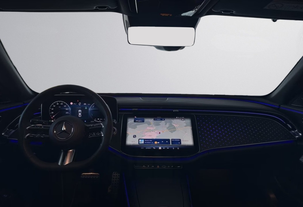 MERCEDES-BENZ E-Class 2025 — imagine 15