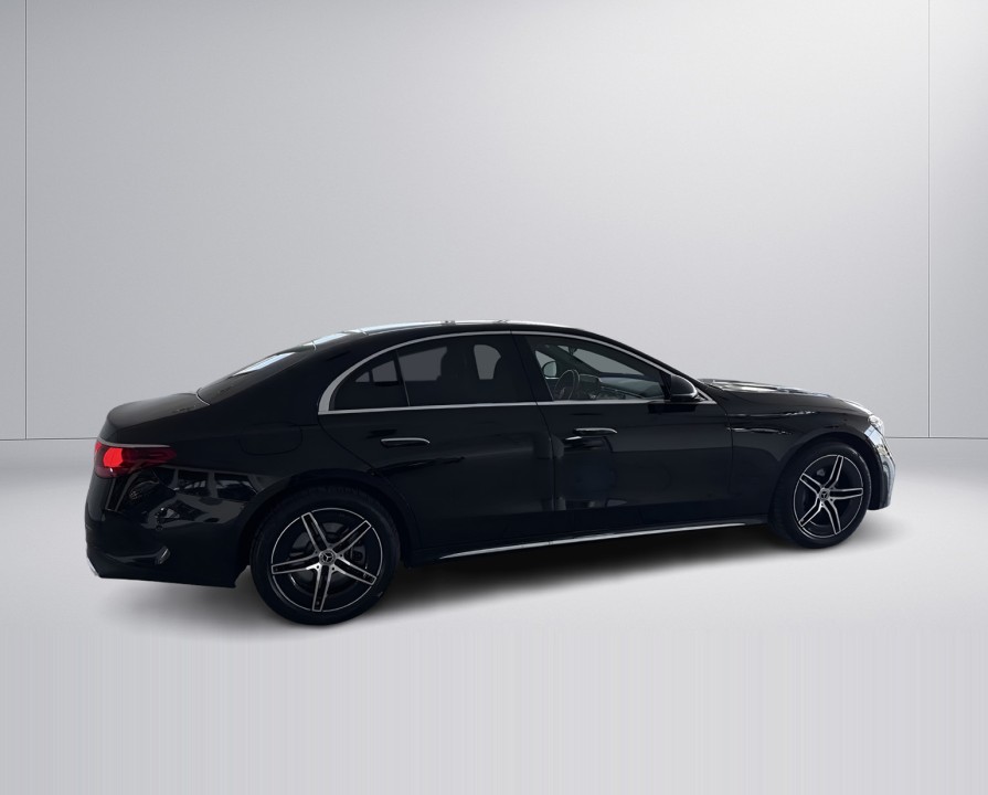 MERCEDES-BENZ E-Class 2025 — imagine 3
