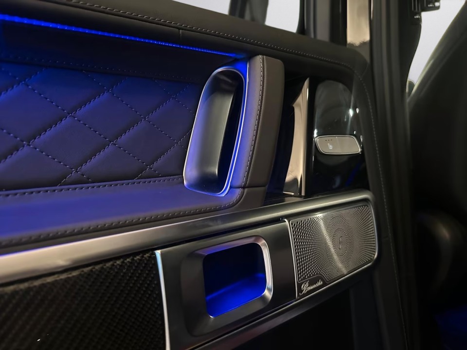 Mercedes-Benz G 63 AMG - foto 22