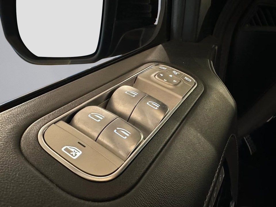 Mercedes-Benz G 63 AMG - foto 17