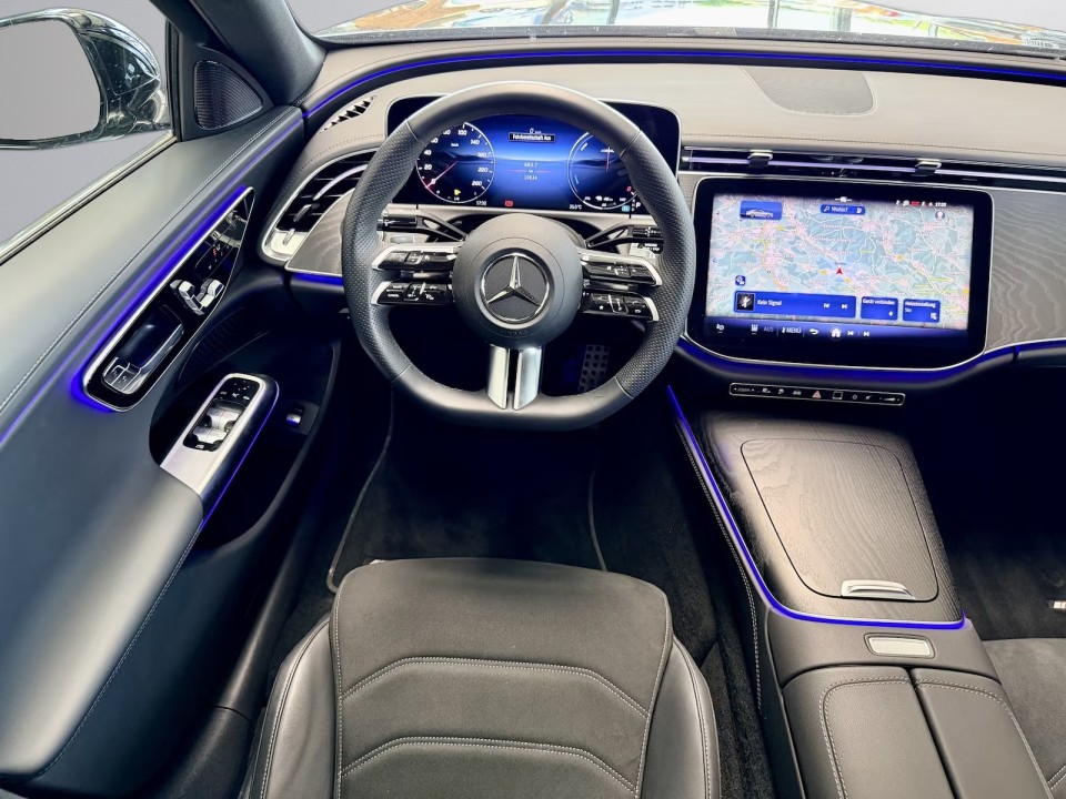 Mercedes-Benz E 300de AMG Line - foto 12