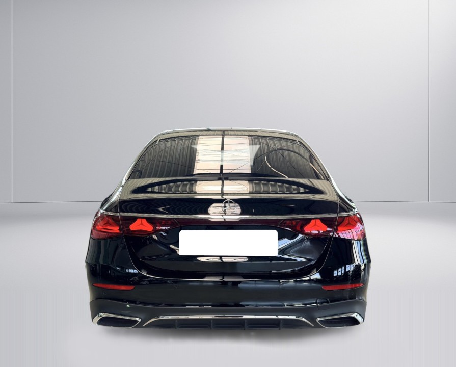 MERCEDES-BENZ E-Class 2025 — imagine 3