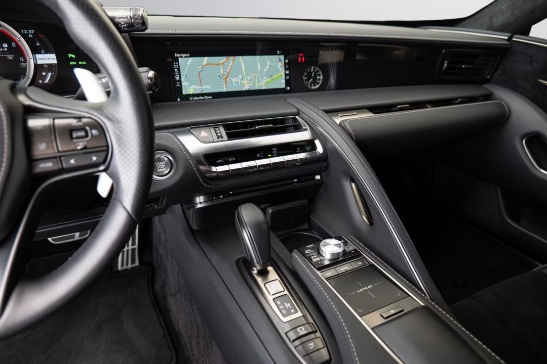 LEXUS LC 2020 — imagine 19