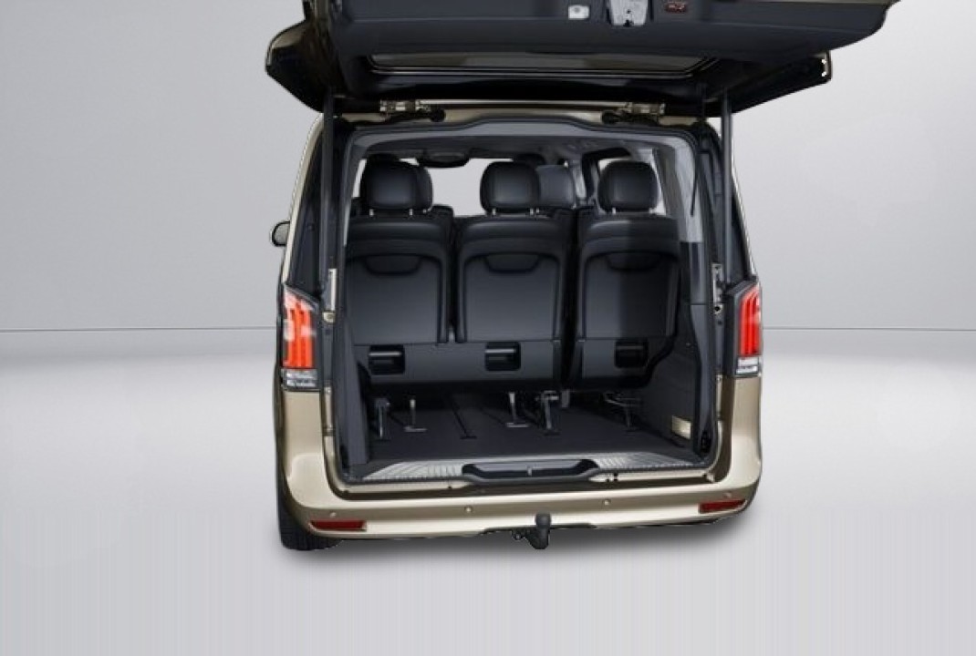 Mercedes-Benz V 300 4MATIC+ - foto 24