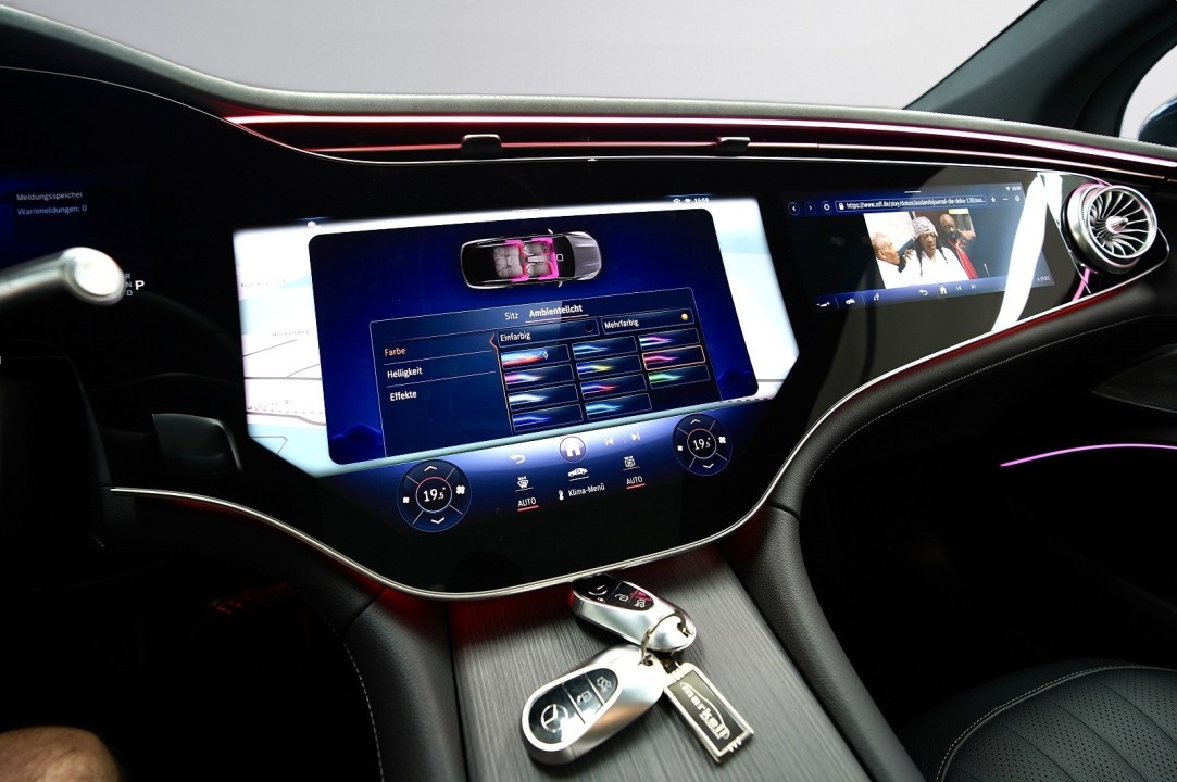 Mercedes-Benz EQS 500 4MATIC - foto 38