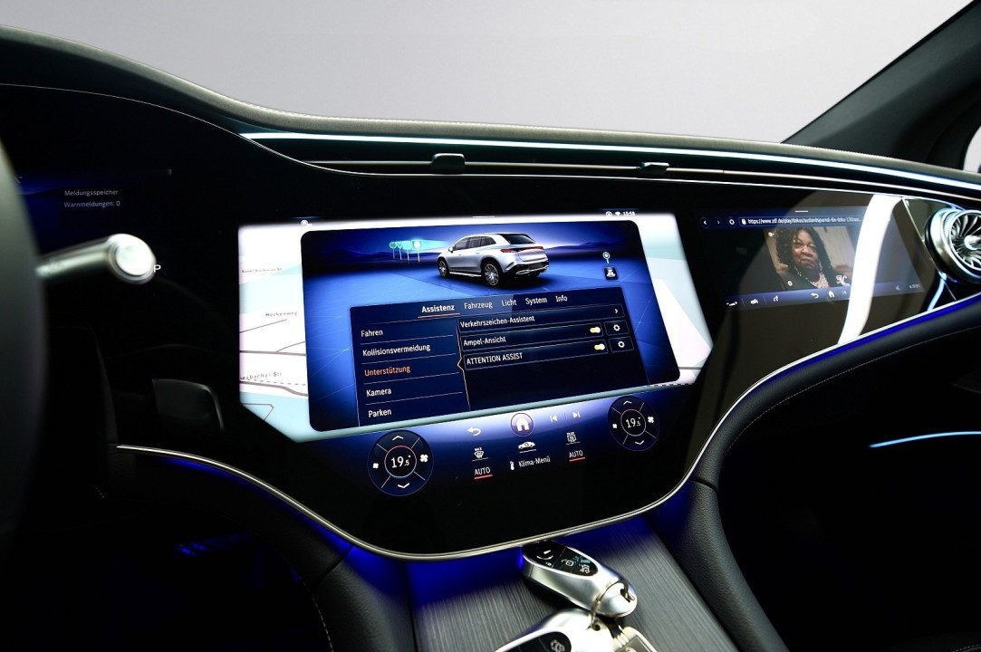 Mercedes-Benz EQS 500 4MATIC - foto 27