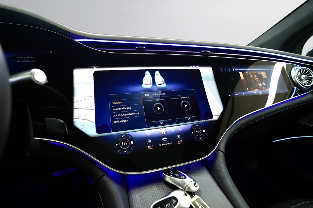 Mercedes-Benz EQS 500 4MATIC - foto 30