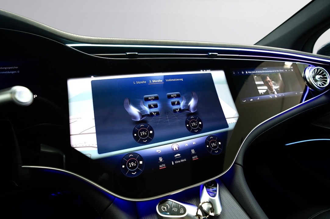Mercedes-Benz EQS 500 4MATIC - foto 32