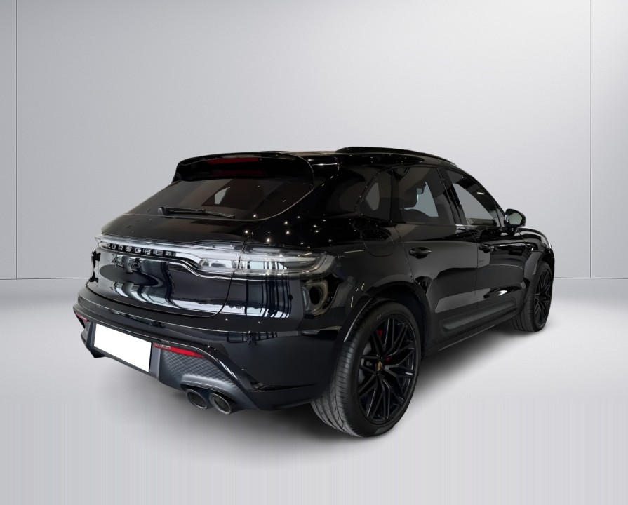 PORSCHE Macan 2023 — imagine 3
