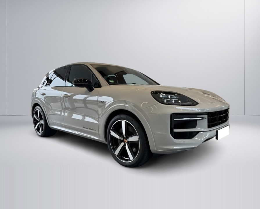 PORSCHE Cayenne 2025