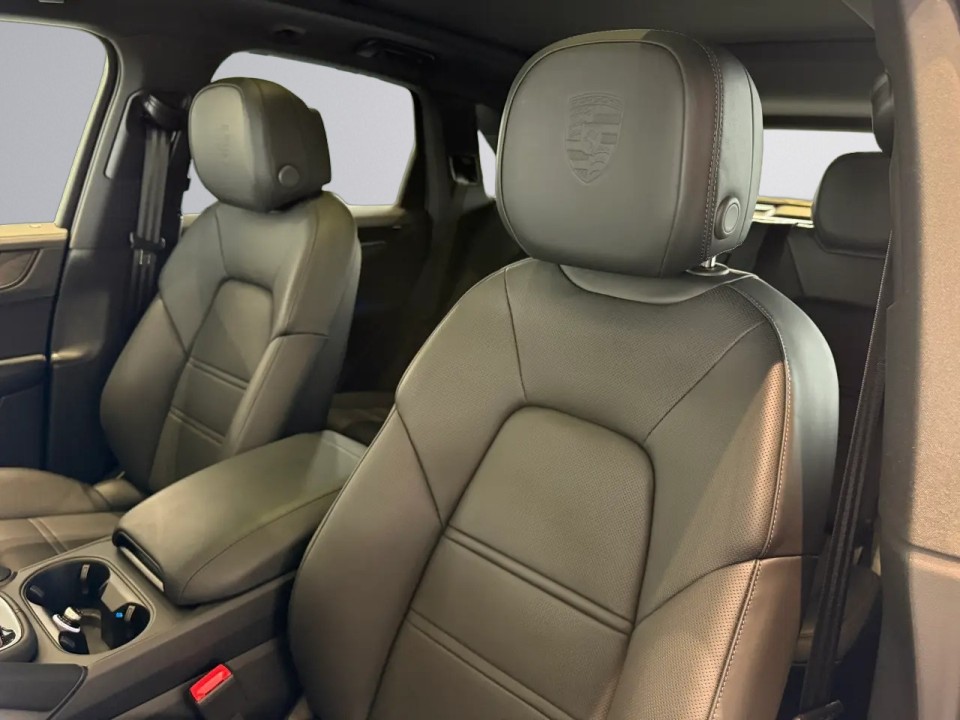 Porsche Cayenne E-Hybrid Black Edition - foto 17