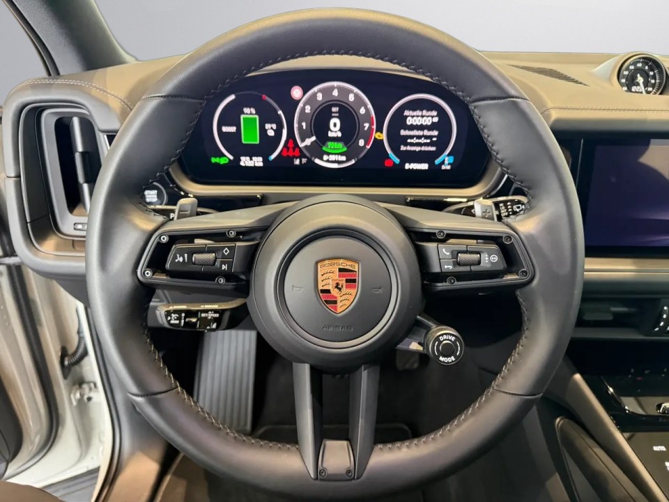PORSCHE Cayenne 2025 — imagine 19