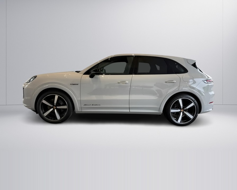 PORSCHE Cayenne 2025 — imagine 16