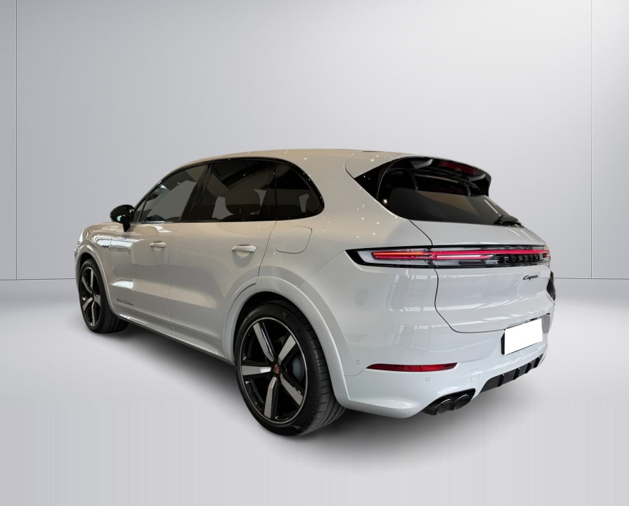 PORSCHE Cayenne 2025 — imagine 5