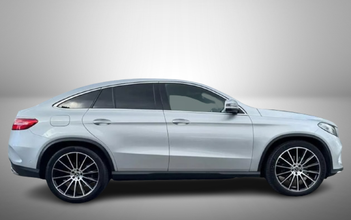 Mercedes-Benz GLE Coupe 350d 4MATIC AMG Line (2)