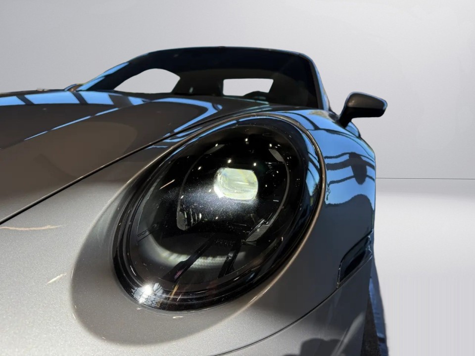 Porsche 911 Carrera - foto 17
