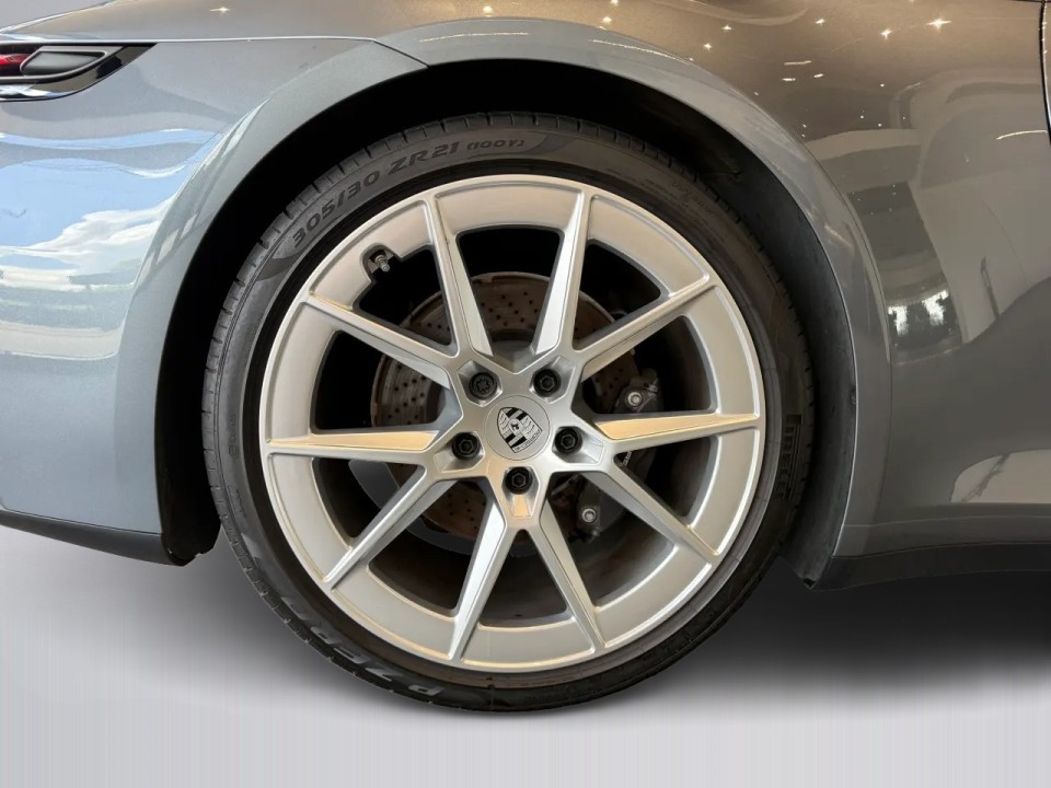 Porsche 911 Carrera - foto 25