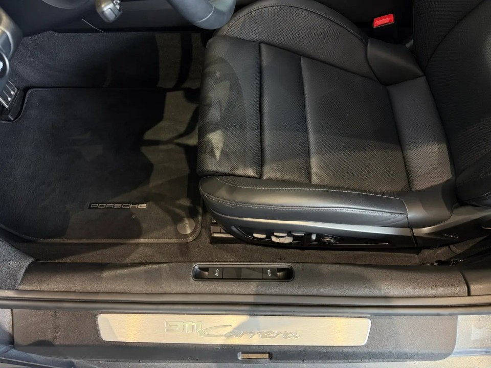Porsche 911 Carrera - foto 15
