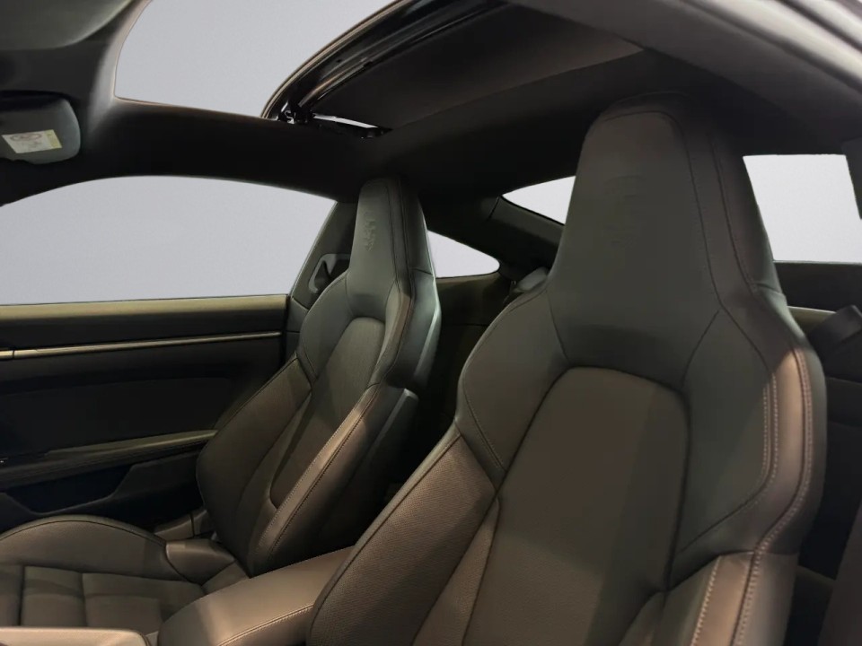 Porsche 911 Carrera - foto 14