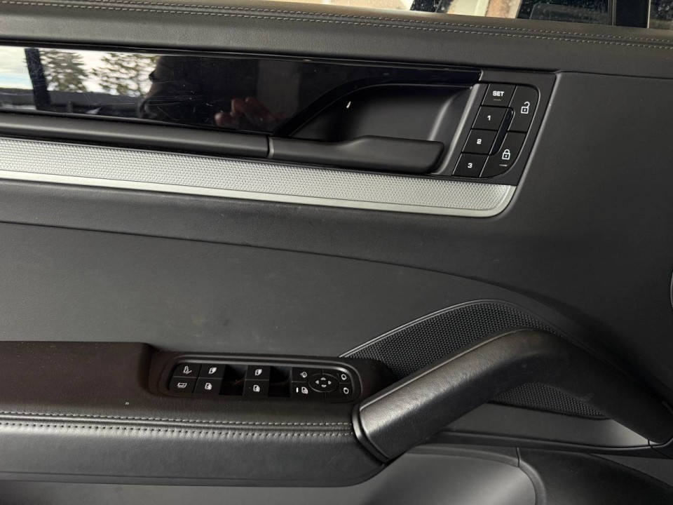 Porsche Cayenne E-Hybrid - foto 17