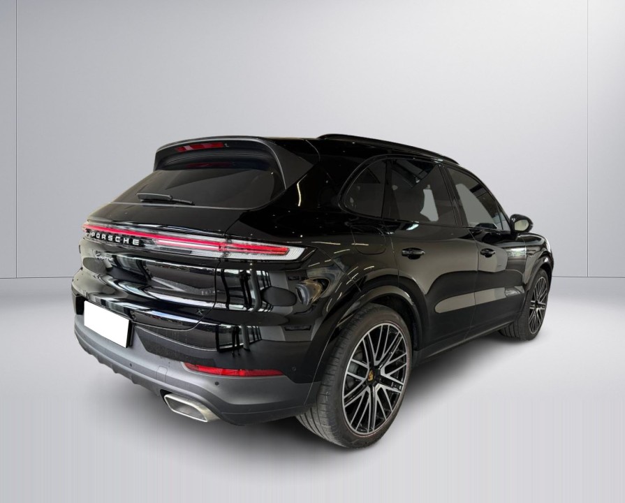 PORSCHE Cayenne 2024 — imagine 3