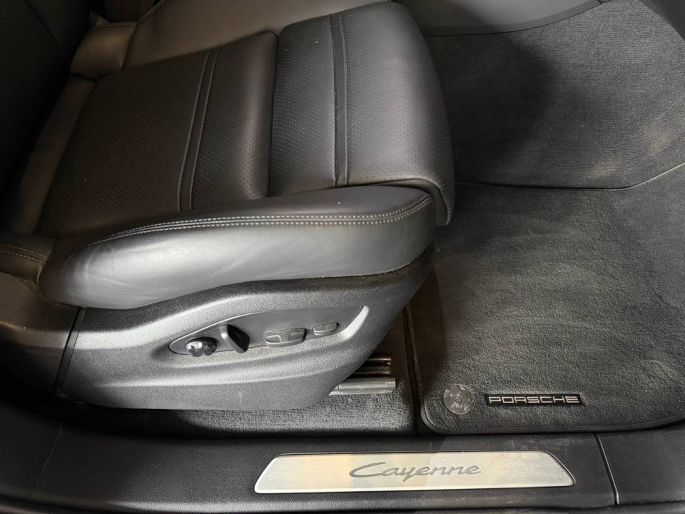 Porsche Cayenne E-Hybrid - foto 16