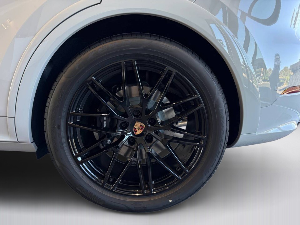 Porsche Cayenne Coupe E-Hybrid Black Edition - foto 29