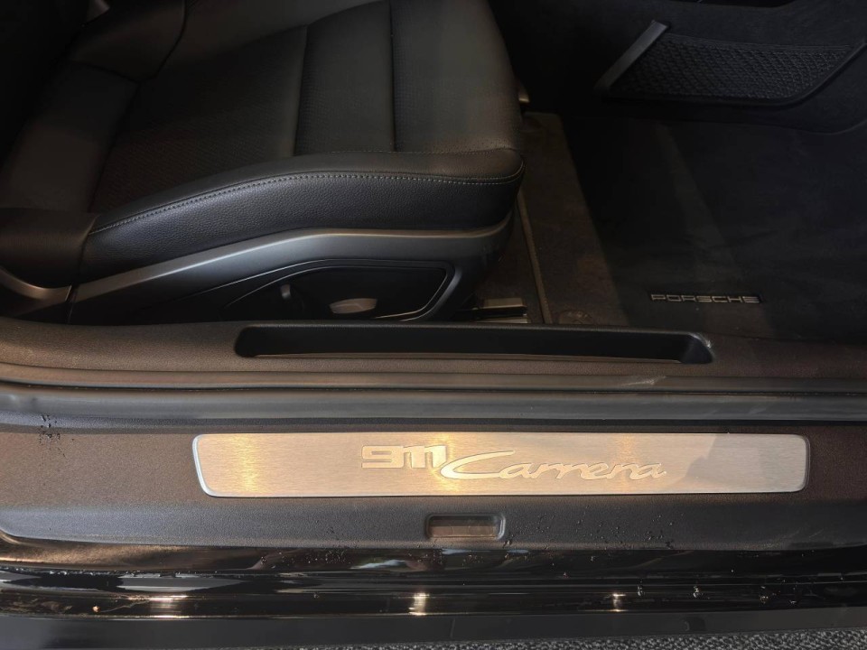 Porsche 911 Carrera - foto 18