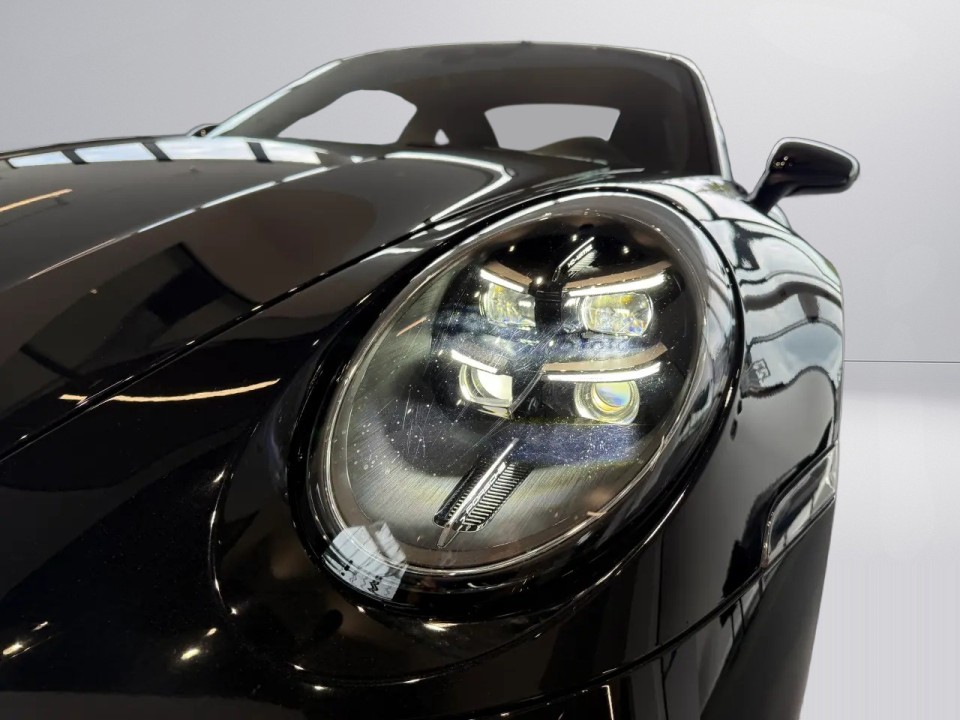 Porsche 911 Carrera - foto 18
