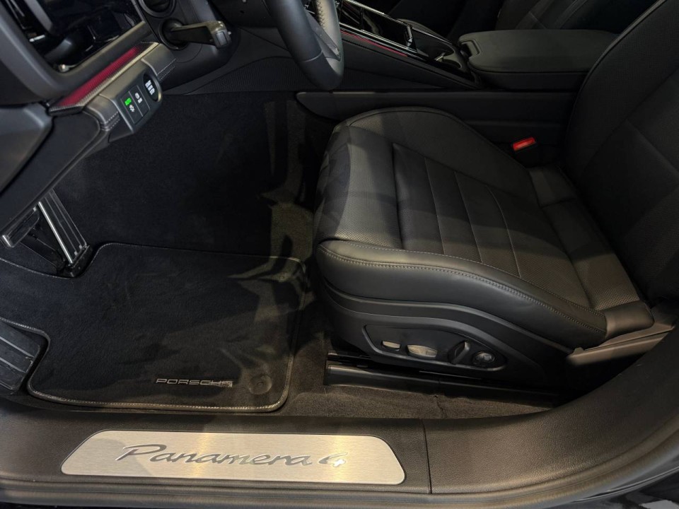 Porsche Panamera 4 E-Hybrid - foto 16
