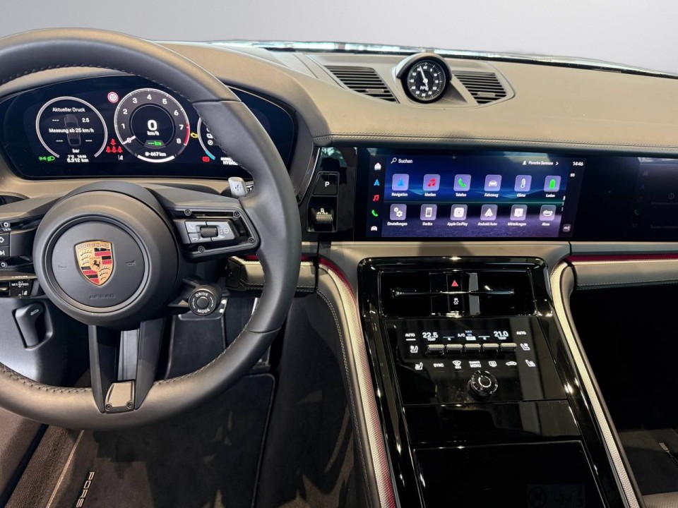 Porsche Panamera 4 E-Hybrid - foto 13