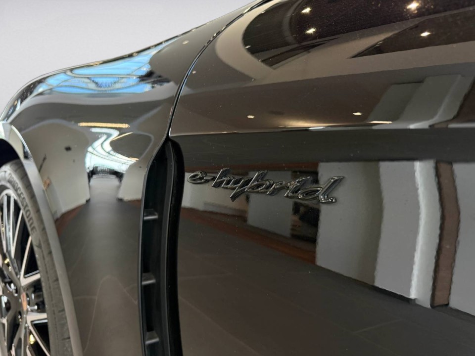 Porsche Panamera 4 E-Hybrid - foto 23