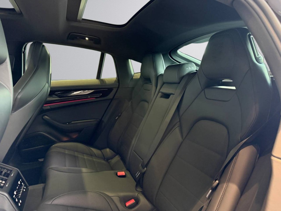 Porsche Panamera 4 E-Hybrid - foto 11