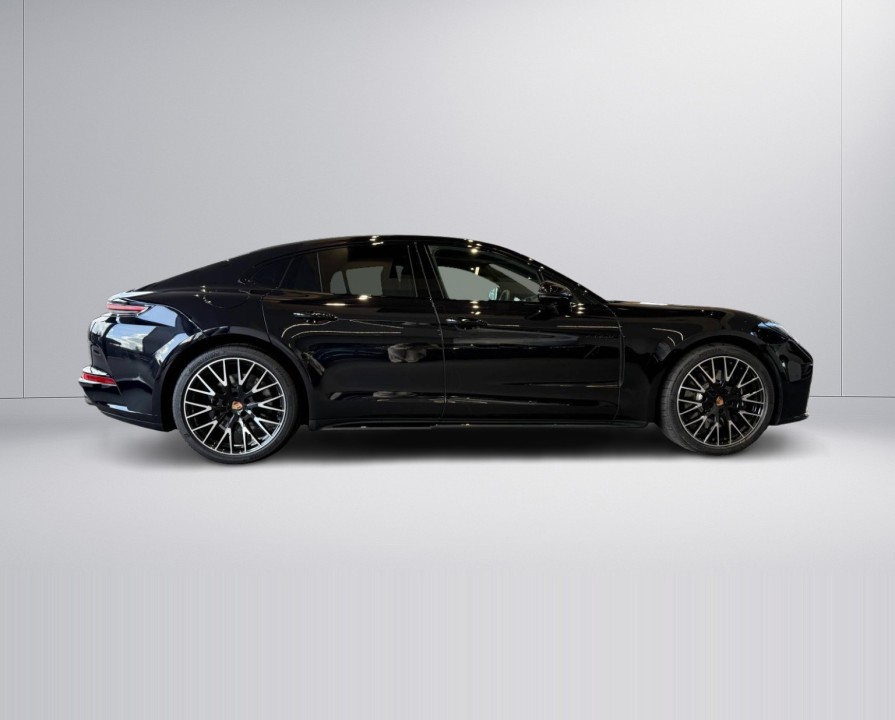 Porsche Panamera 4 E-Hybrid (2)