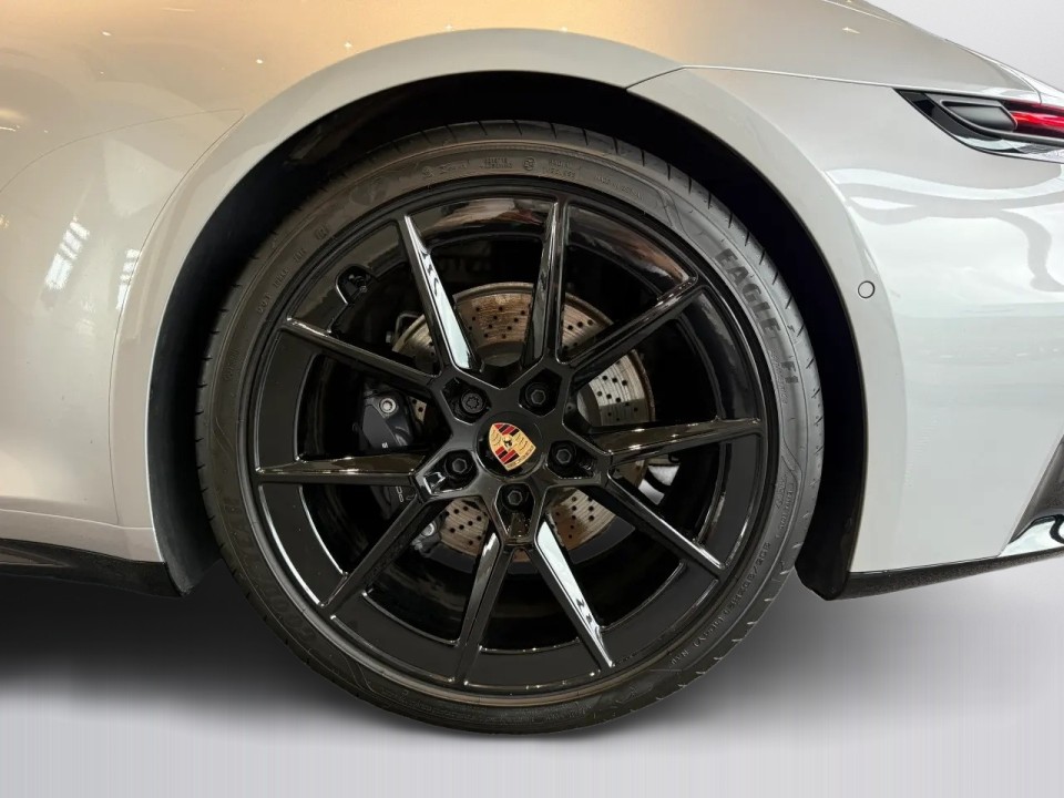 Porsche 911 Carrera Cabriolet - foto 24