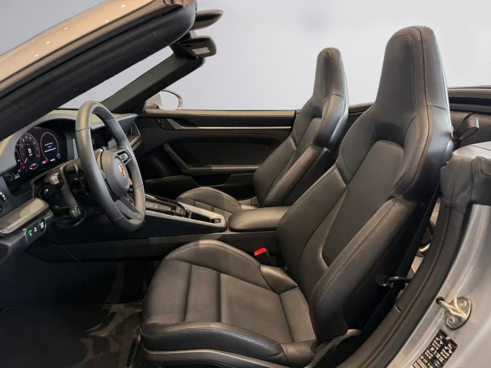 Porsche 911 Carrera Cabriolet - foto 14