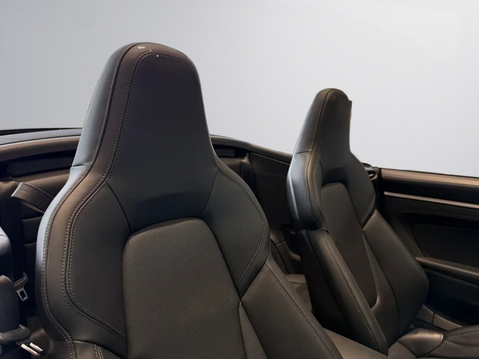 Porsche 911 Carrera Cabriolet - foto 15