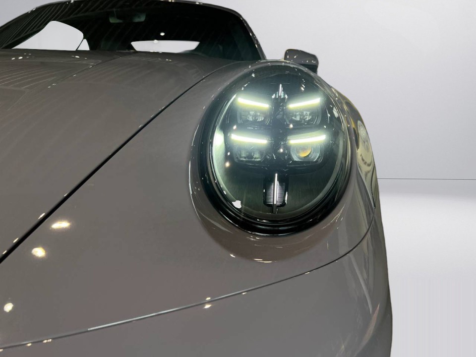Porsche 911 Carrera Cabriolet - foto 26