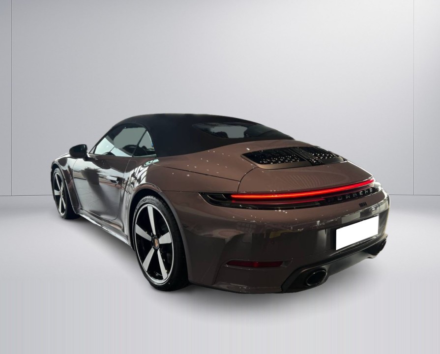 PORSCHE 911 2026 — imagine 16
