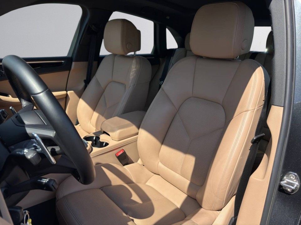 PORSCHE Macan 2021 — imagine 19
